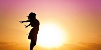 Jak mężczyzna reaguje na kobietę która mu się podoba?