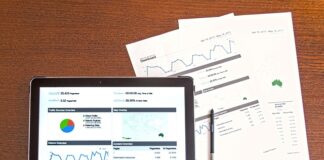 Kto podpisuje raport kasowy?