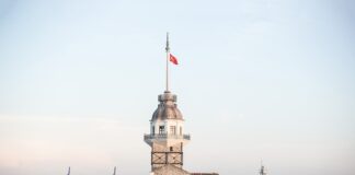 Czego nie pokazywać w Turcji?